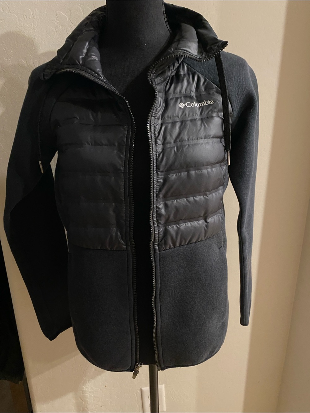 Columbia Black Quilted Hybrid Jacket